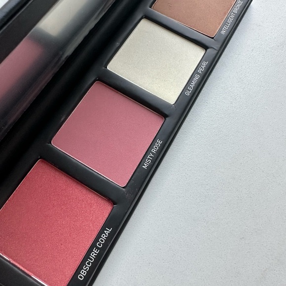 Sephora Divergent Multipiece Collectors Makeup Kit - Picture 6 of 12